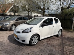 Toyota Aygo - 1.0-12V Access Airco Navi Groot Android Scherm APK 10-2026