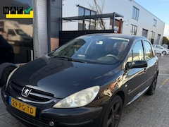 Peugeot 307 - 1.6-16V Navtech / INRUILKOOPJE / RIJDT SCHAKELT