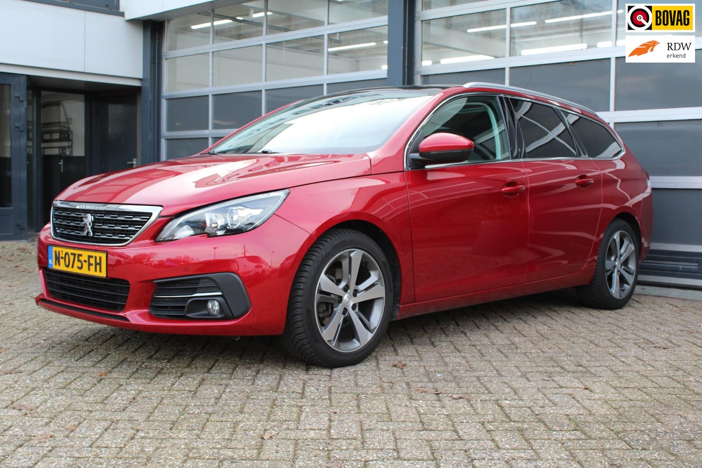 Peugeot 308 SW - 1.5 BlueHDi Blue Lease GT-Line 1.5 BlueHDi Blue Lease GT-Line - AutoWereld.nl