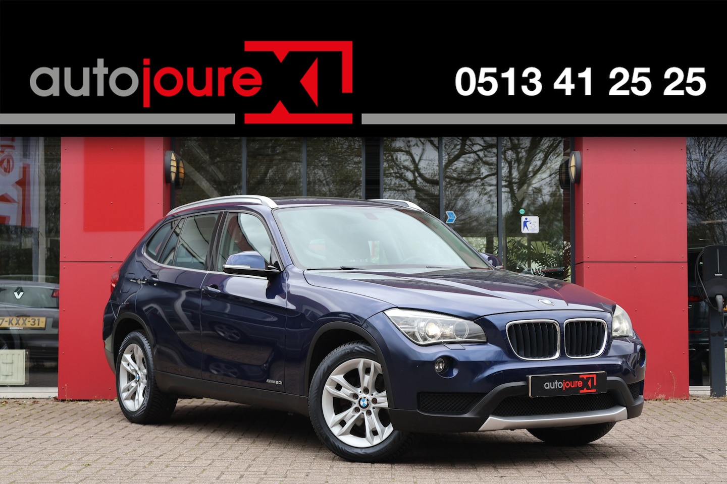 BMW X1 - sDrive20i Chrome Line Automaat | Origineel NL | Navigatie | - AutoWereld.nl