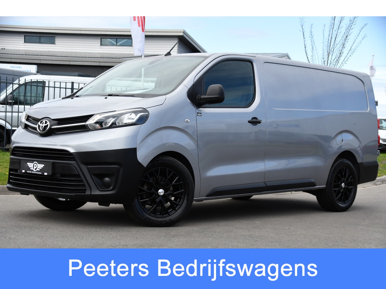 Toyota ProAce Worker - 2.0 L3 D-4D PB Edition Cruise, Sensoren, Carplay, Trekhaak, 122pk, Airco, Multimedia, Lede - AutoWereld.nl