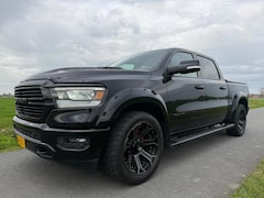 Dodge Ram 1500 - 5.7 V8 4x4 Crew Cab Laramie, Night Edition