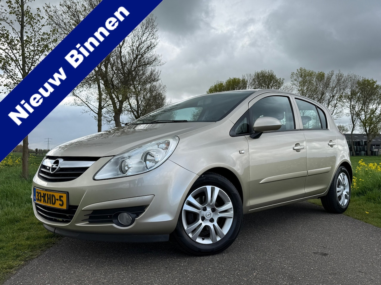 Opel Corsa - 1.4-16V Enjoy | slechts 127.770 km | Airco | 15" Velgen | PDC | 5 Deurs | Nieuwe APK | Goe - AutoWereld.nl
