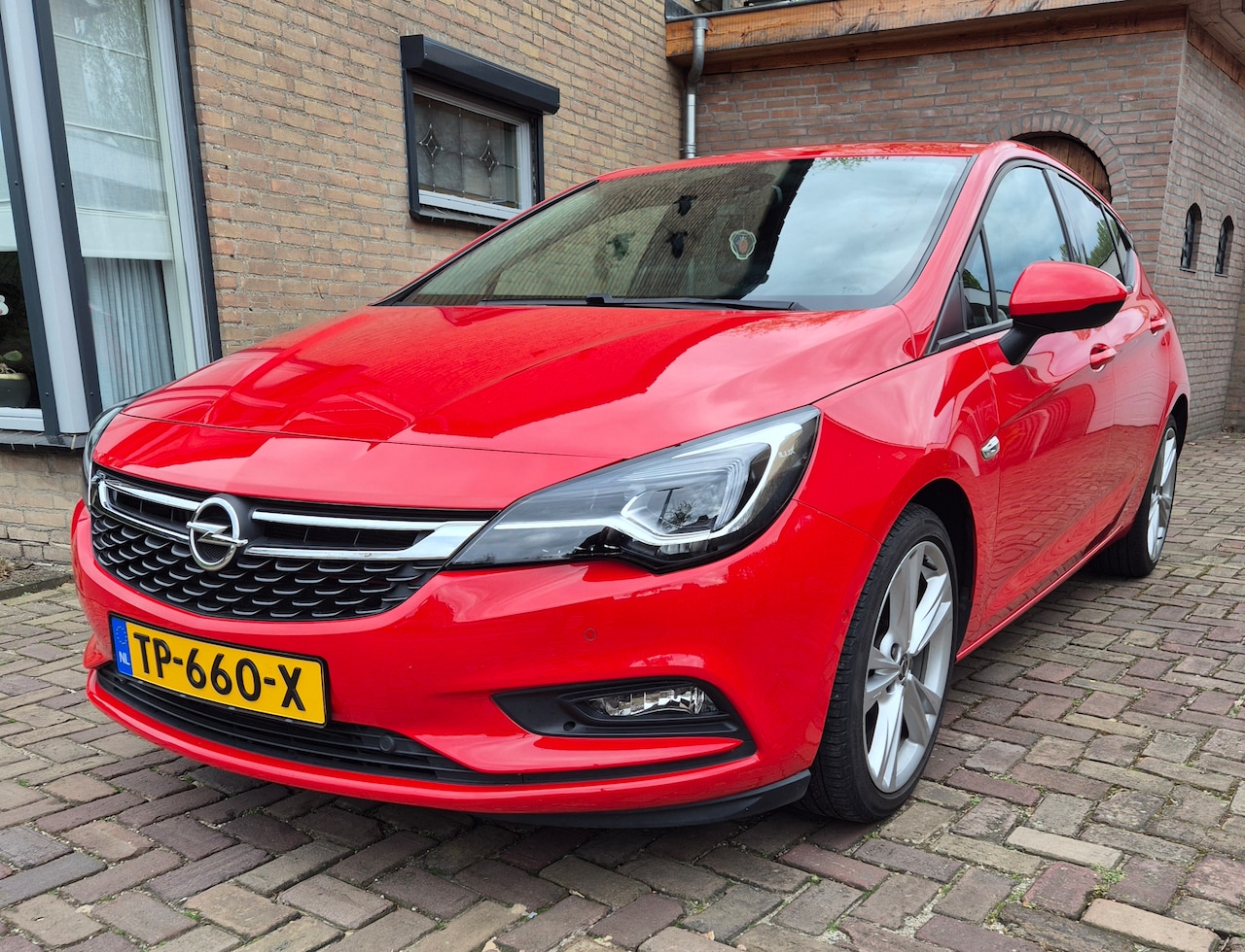 Opel Astra - 1.6 Innovation - AutoWereld.nl