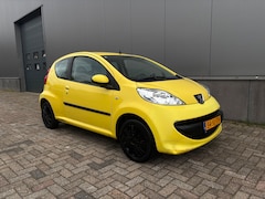 Peugeot 107 - 1.0-12V XS, Nieuw Apk