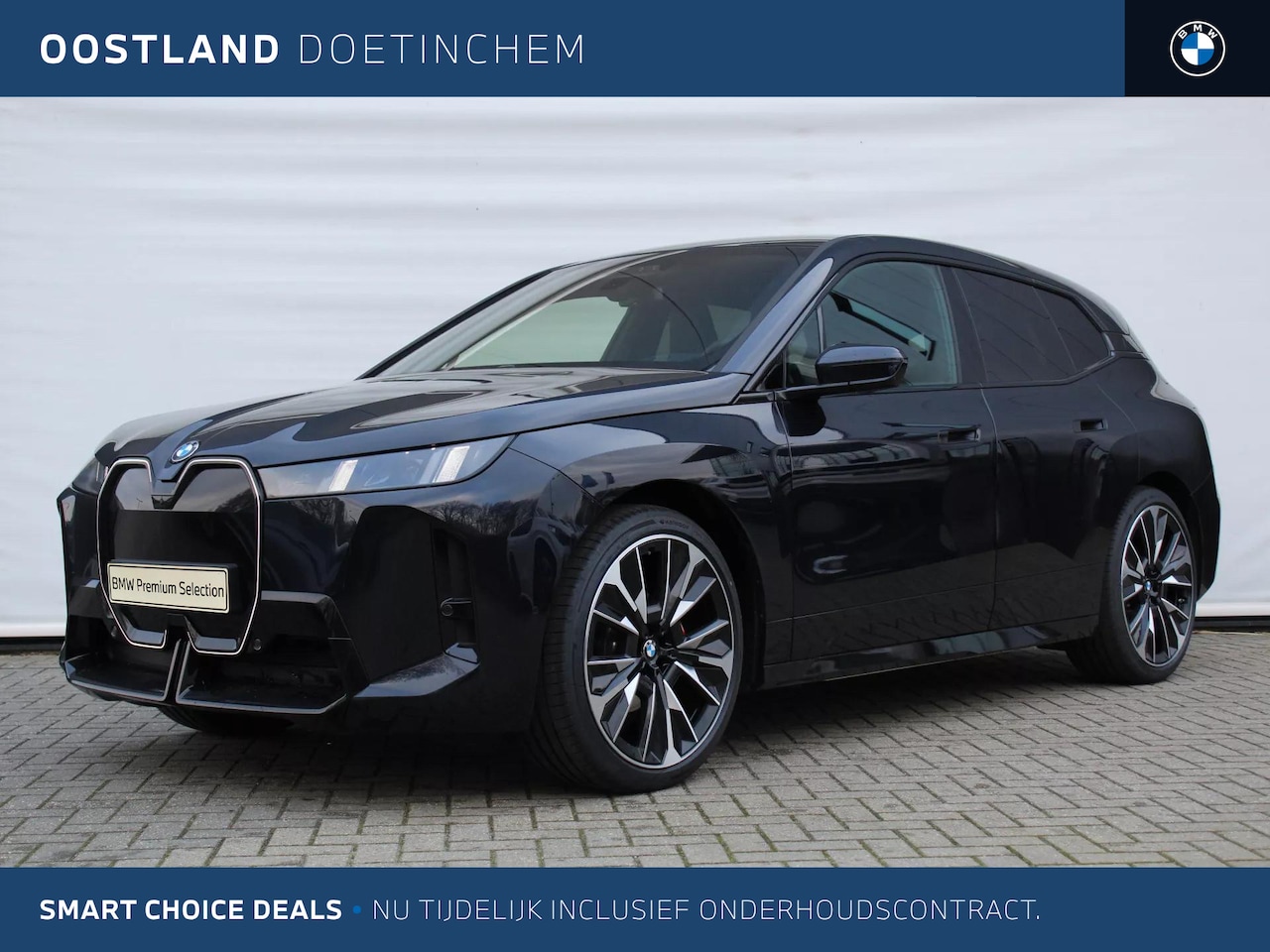 BMW iX - xDrive60 / Panoramadak Sky Lounge / Trekhaak / Bowers & Wilkins / M Multifunctionele Stoel - AutoWereld.nl