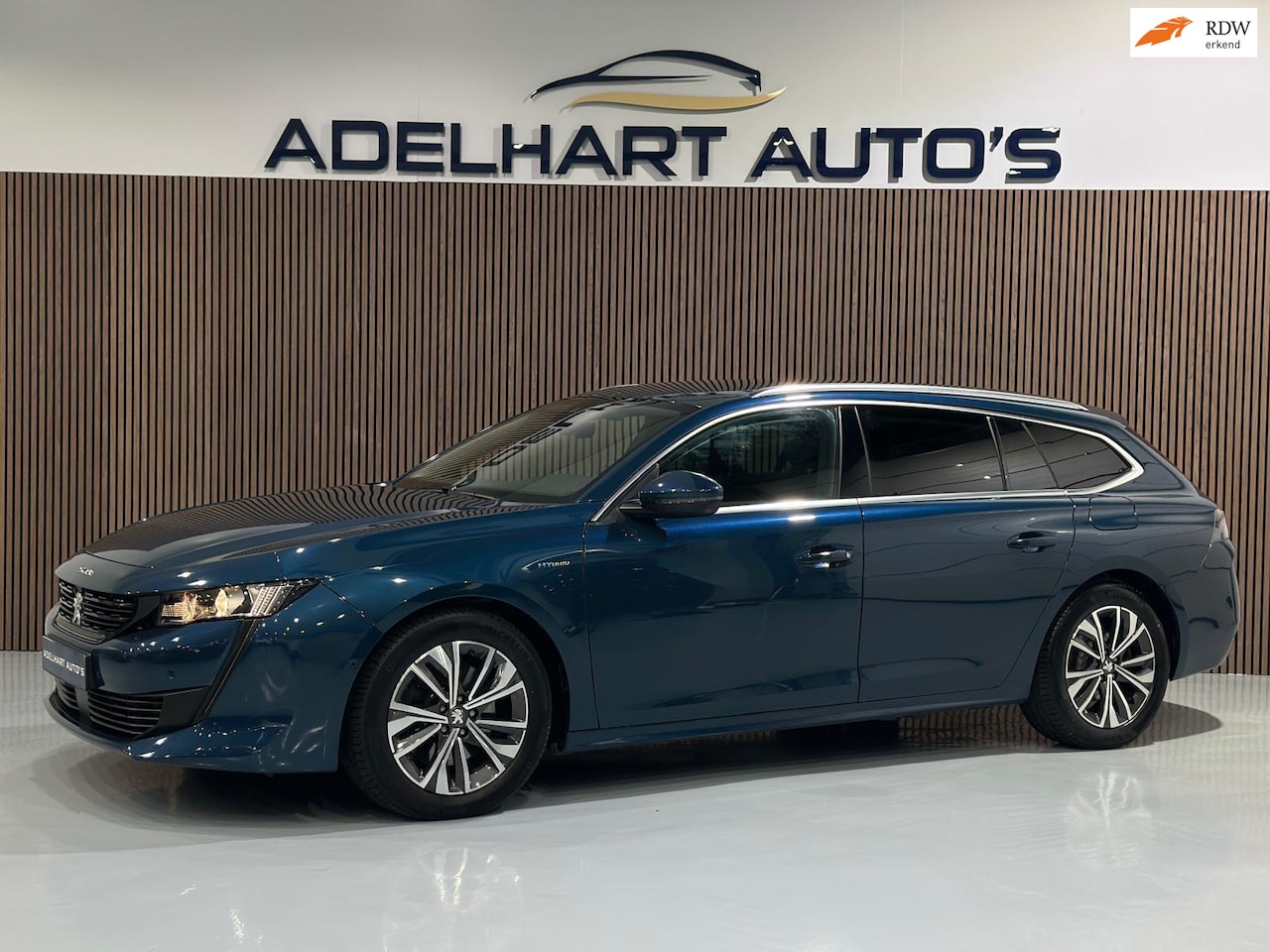 Peugeot 508 SW - 1.6 HYbrid Allure Pack Business Automaat / Navigatie full map / Camera / Keyless / Cruise - AutoWereld.nl