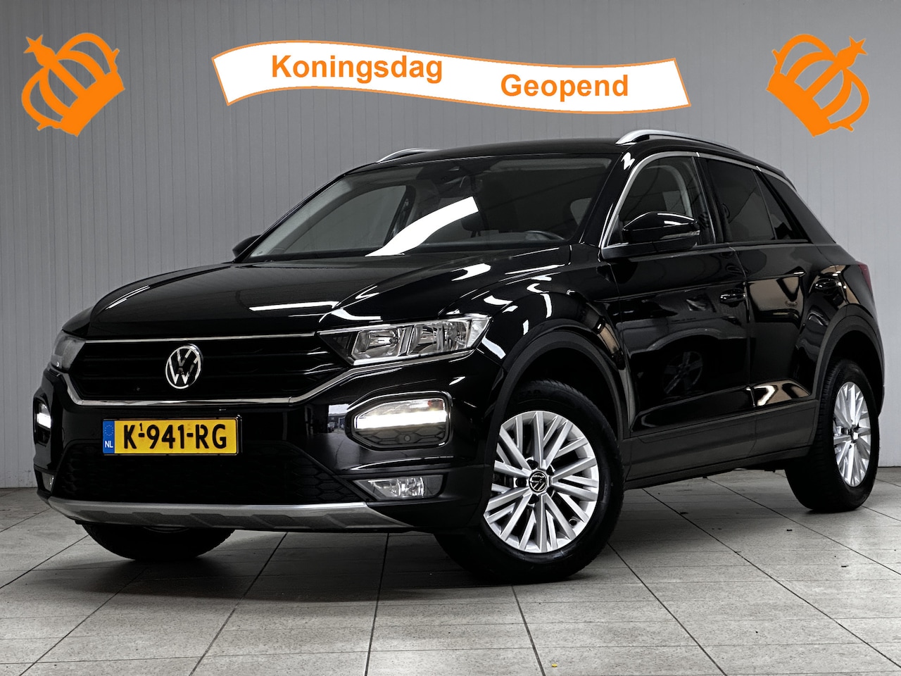 Volkswagen T-Roc - 1.5 TSI Style Business /150PK! /Lane Assist! /Apple + Android /DAB+! /Navi /Airco /Adaptie - AutoWereld.nl