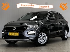 Volkswagen T-Roc - 1.5 TSI Style Business/ Automaat/ Trekhaak/ Camera/ Elek.Klep/ Apple+Android/ DAB+/ Clima/