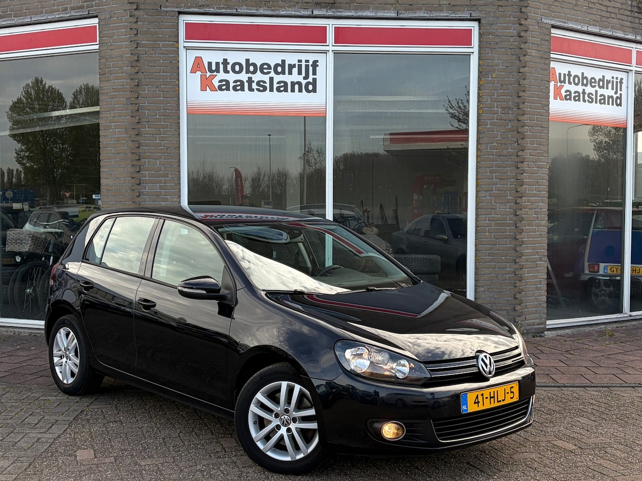 Volkswagen Golf - 1.4 TSI Highline - Leer - Navi - Cruise - - AutoWereld.nl