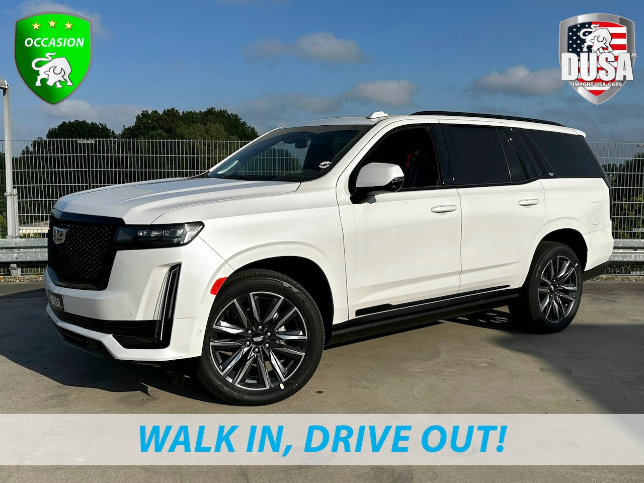 Cadillac Escalade - 6.2 V8 | Sport | Luchtvering / Panoramadak / 7 Seats - AutoWereld.nl