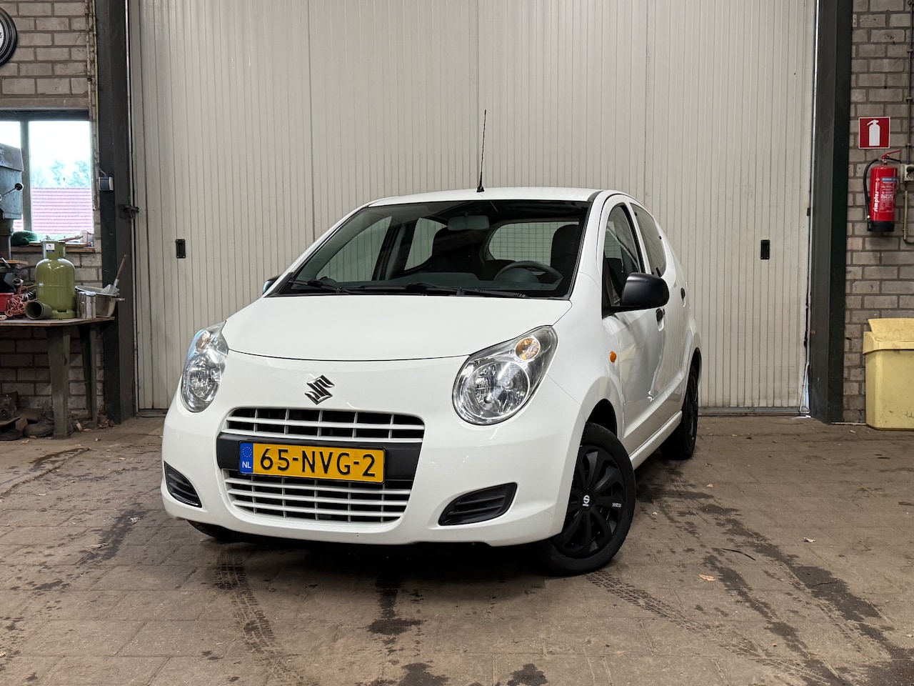 Suzuki Alto - 1.0 Spirit |NL auto| Radio | Volledig onderhouden - AutoWereld.nl
