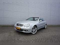 Mercedes-Benz CLK-klasse Cabrio - 200 K. Elegance AUTOMAAT - Airco / Cruise / Parkeers. / Leder / Stoelverw. / Lm velgen