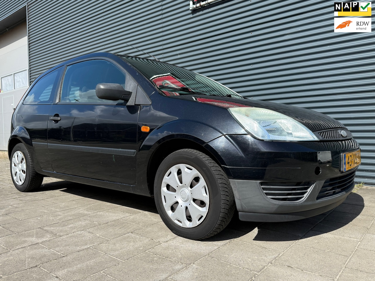 Ford Fiesta - 1.4-16V Ambiente 1.4-16V Ambiente - AutoWereld.nl