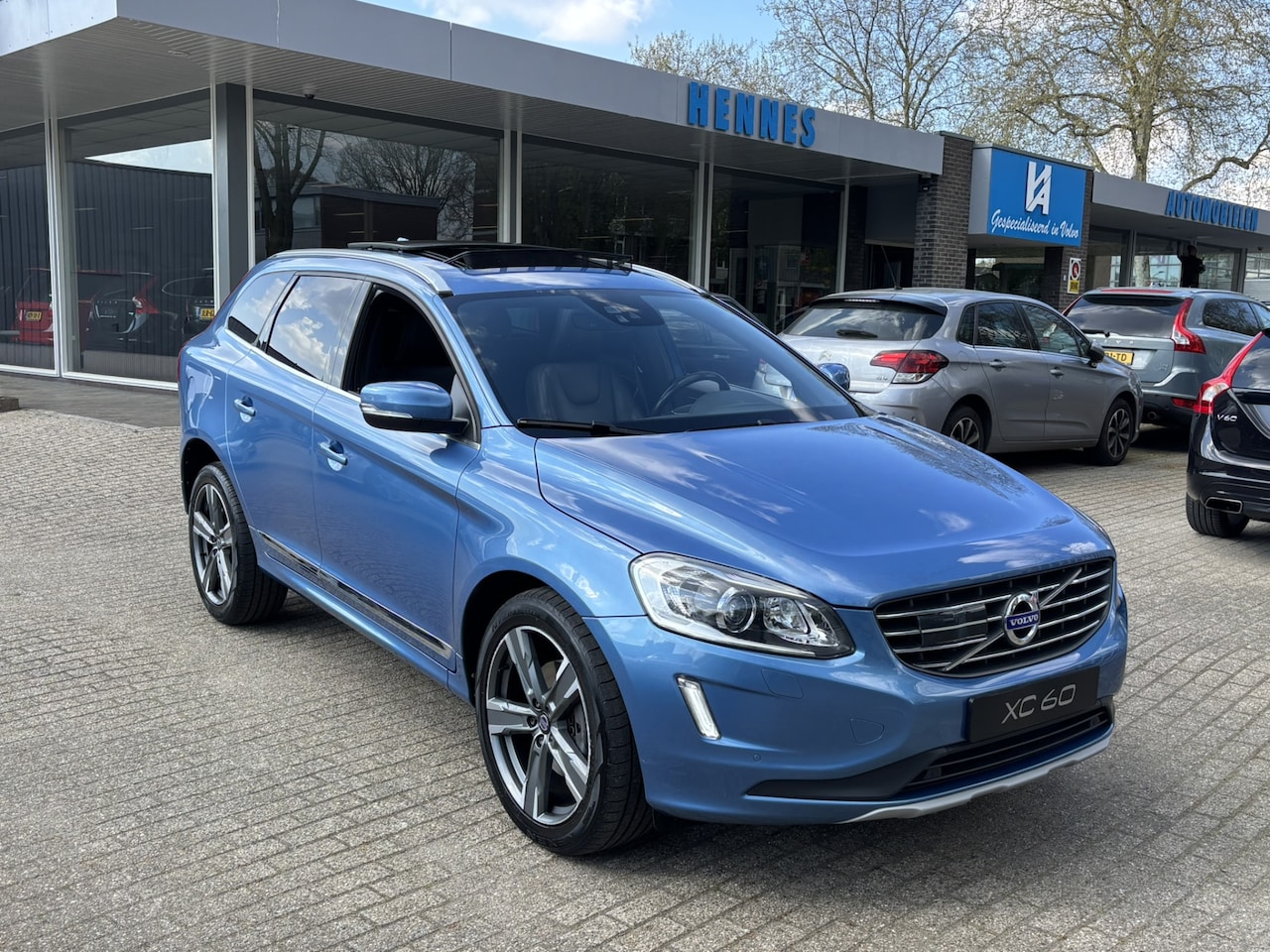 Volvo XC60 - T6 AWD Summum Inscription ACC Pano - AutoWereld.nl