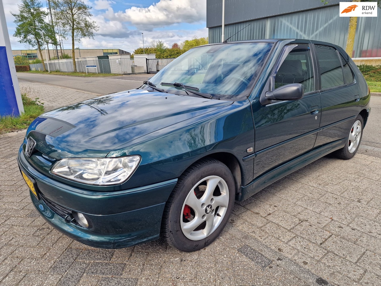 Peugeot 306 - 1.6 XS 1.6 XS, Apk, Nap, Zeer goed rijdend, Inruil mogelijk. - AutoWereld.nl