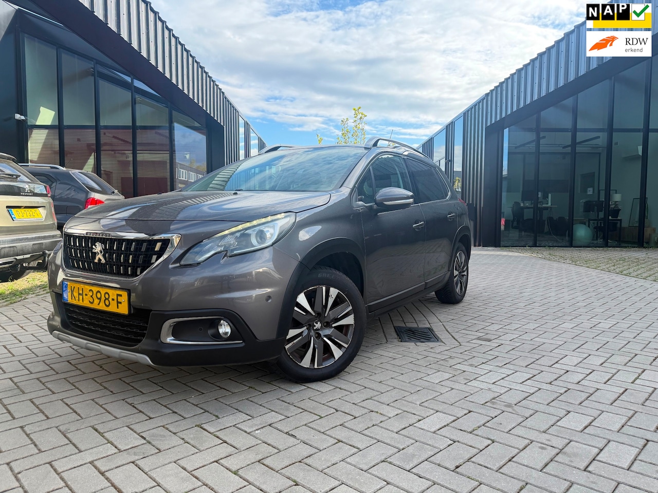 Peugeot 2008 - 1.2 PureTech Allure PROBLEEM MET BRANDSTOFSYSTEEM - AutoWereld.nl