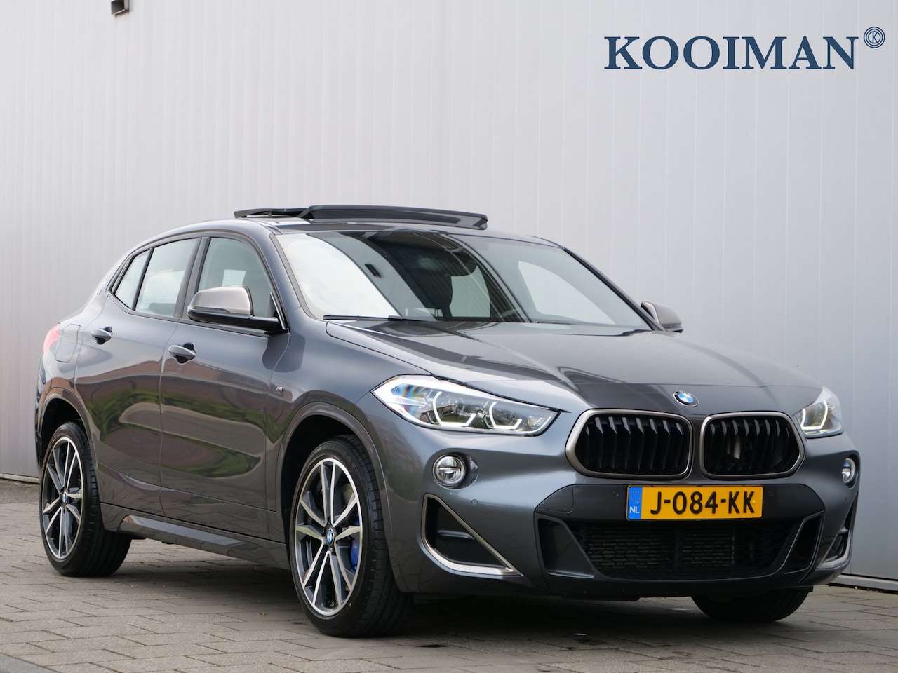 BMW X2 - M35i High Executive 306 Pk Automaat Navigatie / Camera / 19 inch / Elektrische achterklep - AutoWereld.nl