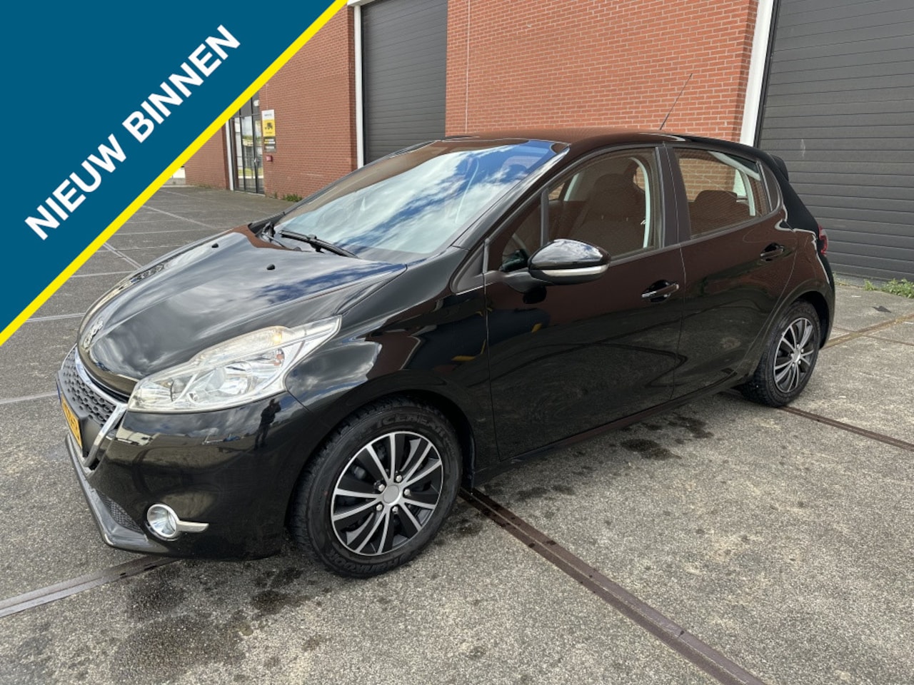 Peugeot 208 - 1.2 Vti Blue Lease 1.2 VTi Blue Lease - AutoWereld.nl