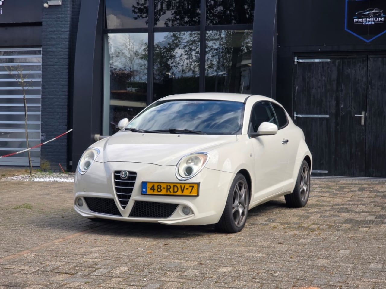 Alfa Romeo MiTo - 1.3 JTDm ECO Essential Navi / PDC / Stage 1 Chip - AutoWereld.nl