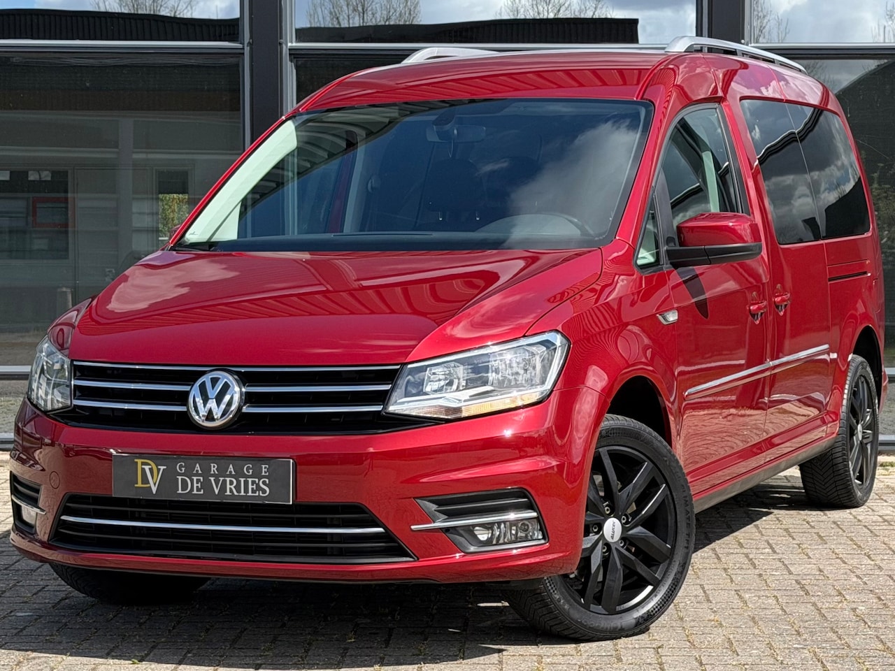 Volkswagen Caddy Maxi - 1.4 TSI 7p Generation Four Navi PDC Trekhaak Garantie - AutoWereld.nl