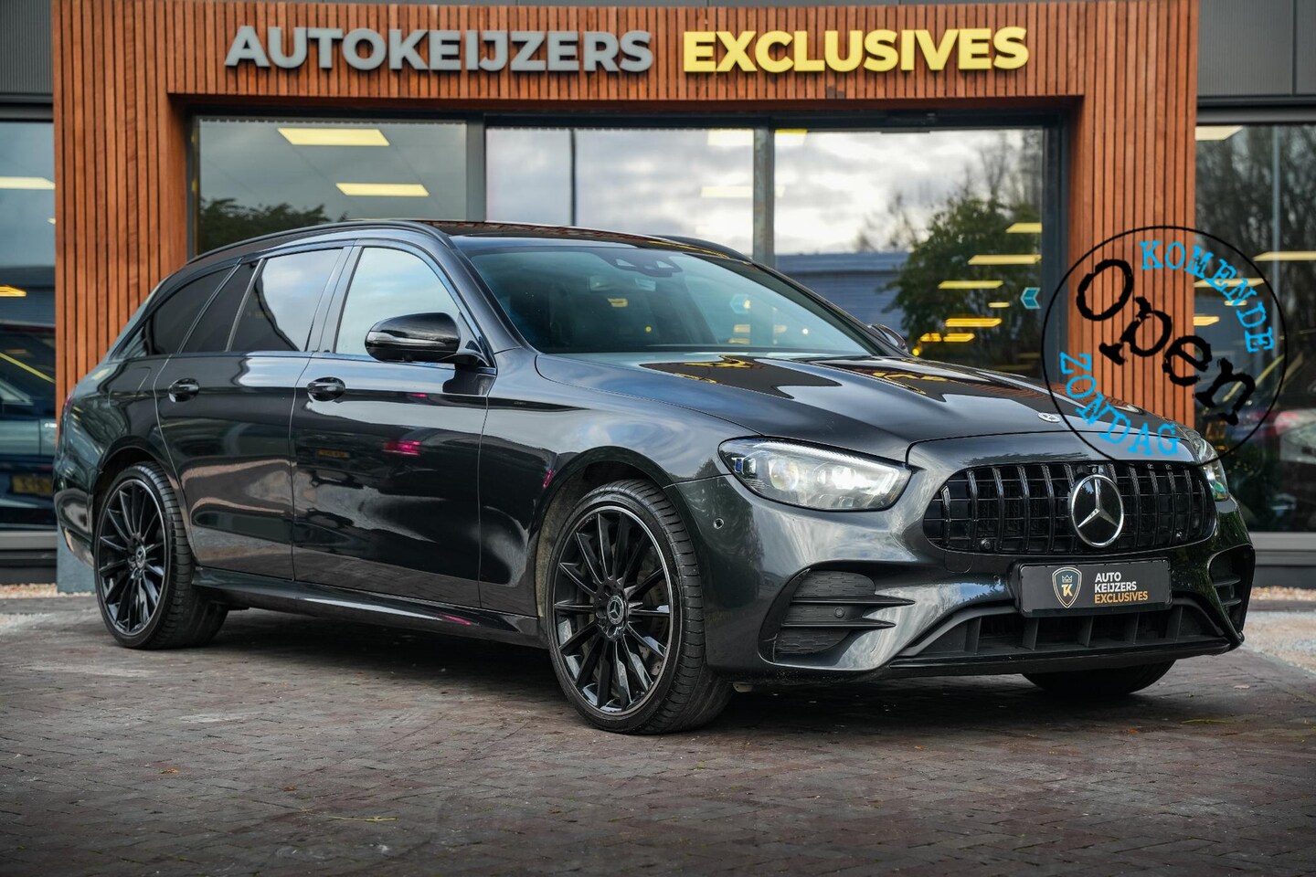 Mercedes-Benz E-klasse - 300 de Panodak Burmester 360 Camera HUD Trekhaak Keyless - AutoWereld.nl