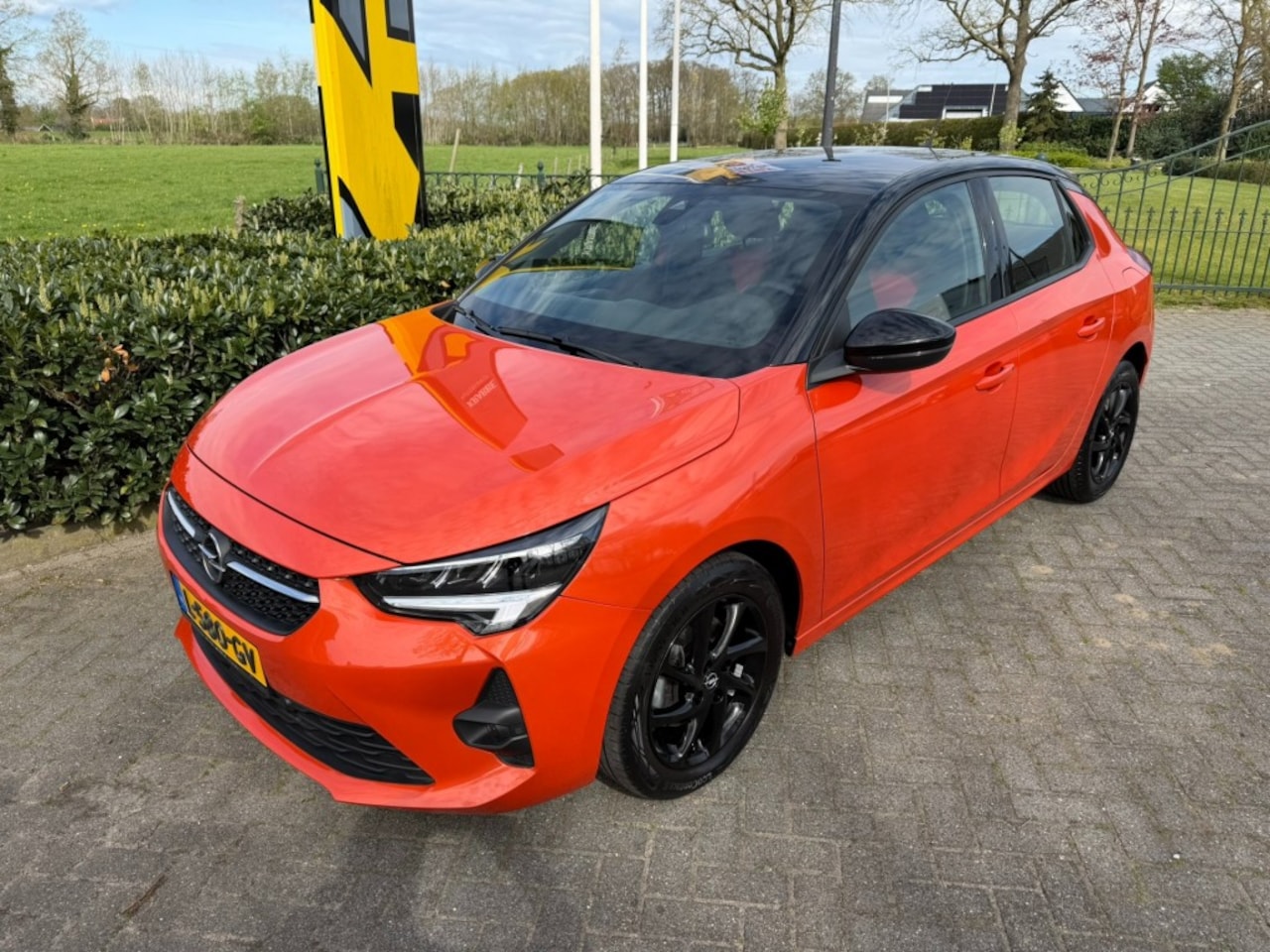 Opel Corsa - 1.2 75 kW GS line Carplay / Cruise / 1e eigenaar - AutoWereld.nl