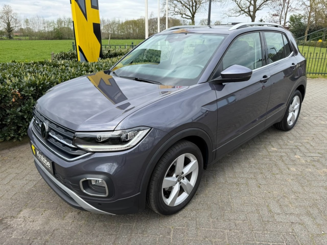 Volkswagen T-Cross - 1.5 TSI DSG7 Style Led / Carplay / Trekhaak - AutoWereld.nl