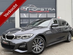 BMW 3-serie Touring - 320i M-Sport Pano Carplay H&K Stoelverw. Big-Brake