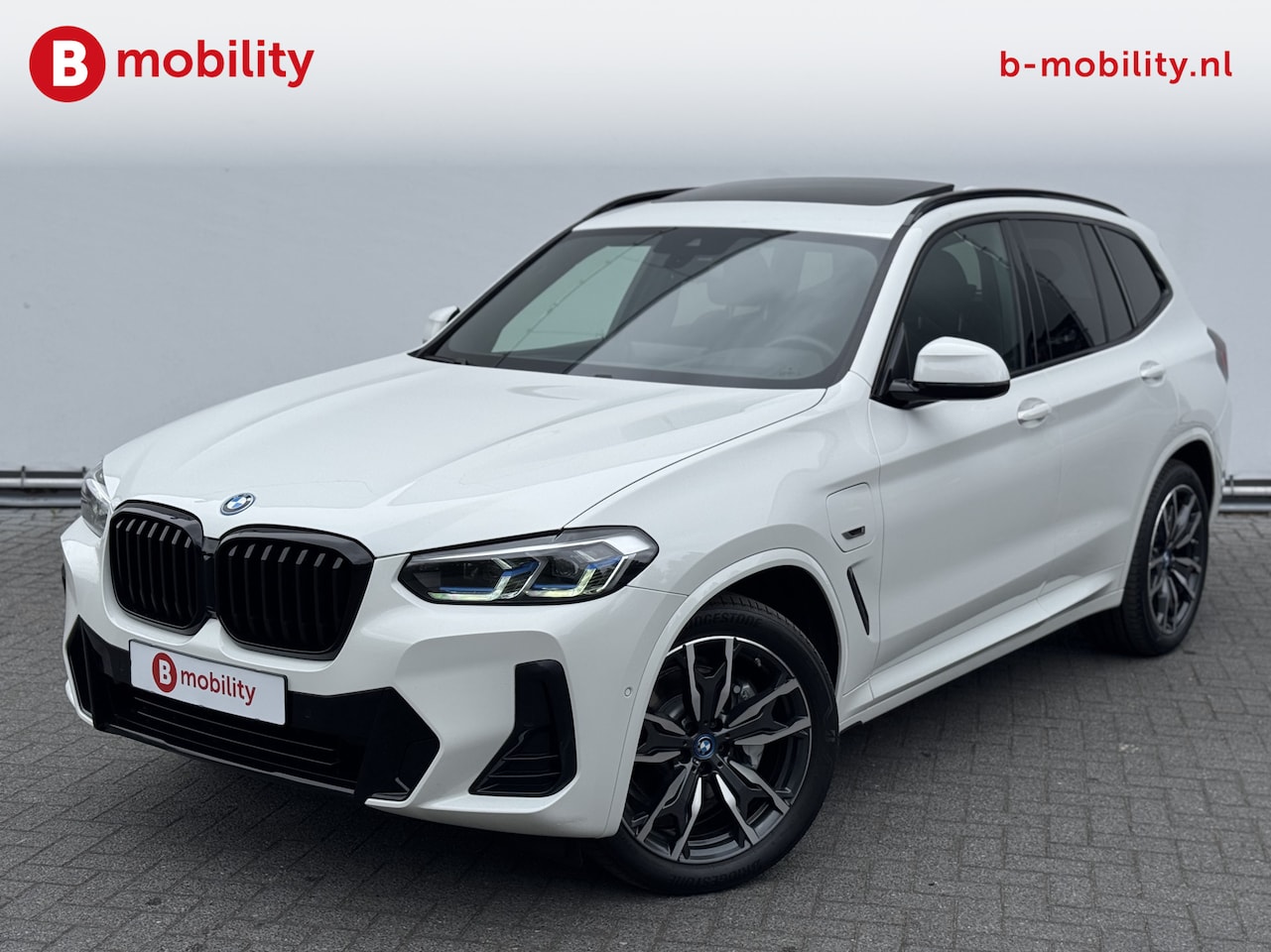 BMW X3 - xDrive30e High Executive M-Sport Panoramadak Trekhaak 2.000kg Laser | Live Cockpit Profess - AutoWereld.nl