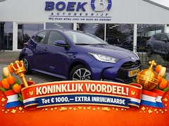 Toyota Yaris - 1.5 Hybrid Dynamic LMV | ECC | CRUISE | CAMERA