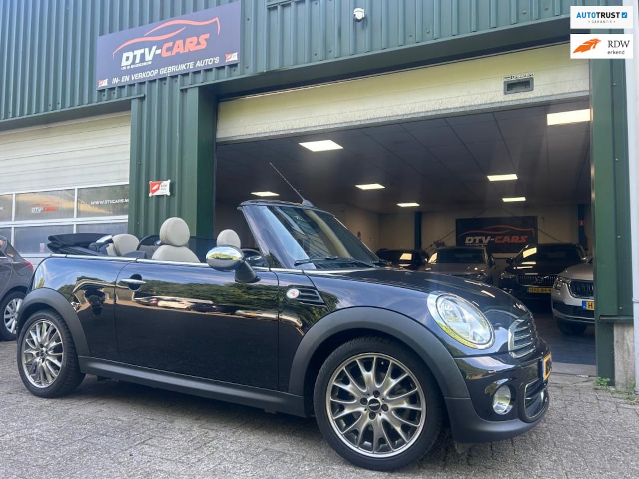 MINI Cabrio - Mini 1.6 One Chili 64000km - AutoWereld.nl
