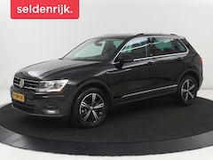 Volkswagen Tiguan - 2.0 TSI 4Motion Highline | Trekhaak | Adaptive cruise | Stoelverwarming | Camera | Carplay