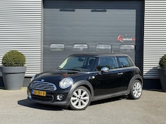 MINI One - 1.6 Kite White | Navigatie | Cruise Control | Airco | Lichtmetalen Velgen |
