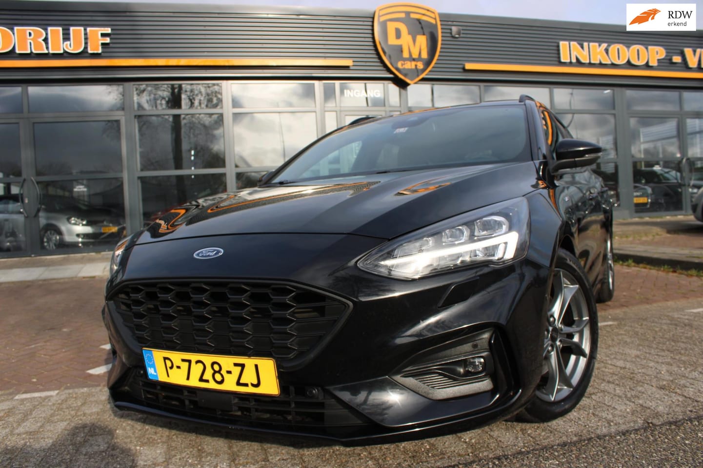 Ford Focus Wagon - 1.0 EcoBoost LED| ST-Line | Line-Assist -Automaat - Navi - AutoWereld.nl