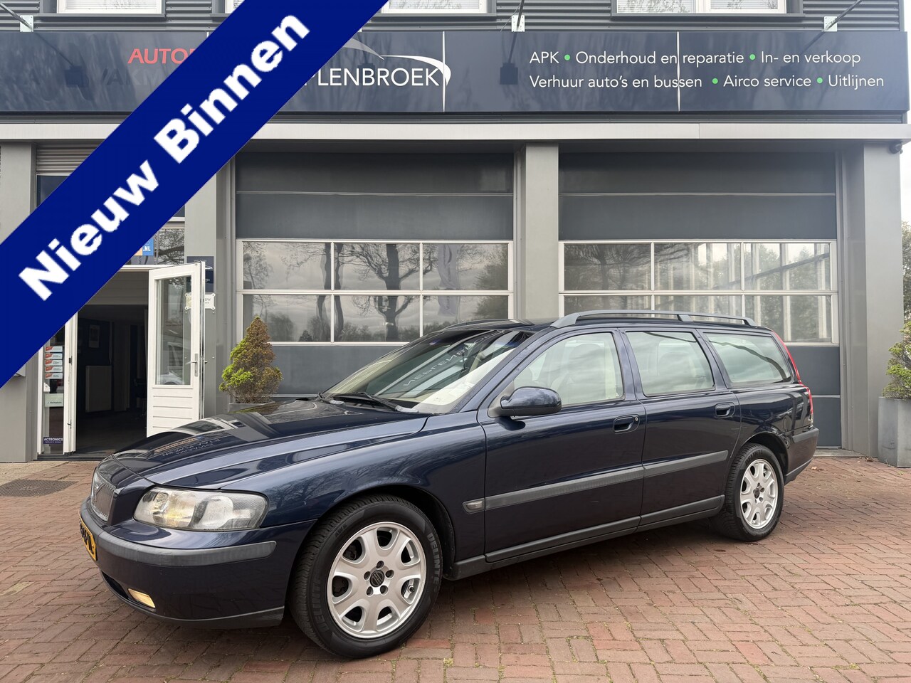 Volvo V70 - 2.4 T Geartronic Trekhaak,Clima Bj 2000 Leuk beginner auto !! - AutoWereld.nl