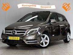 Mercedes-Benz B-klasse - 180 Ambition /AUTOMAAT /Open Pano-Dak /Bi-Xenon /Half-Leder /Navi /Airco /Cruise /Elek. pa