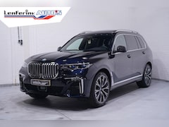 BMW X7 - xDrive40i M Sport NAP M Stoelen Carbon spiegels Leder dashbord Massage Standverwarming Bow