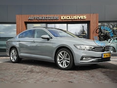 Volkswagen Passat - 1.5 TSI Business Automaat Pano Dak trekhaak