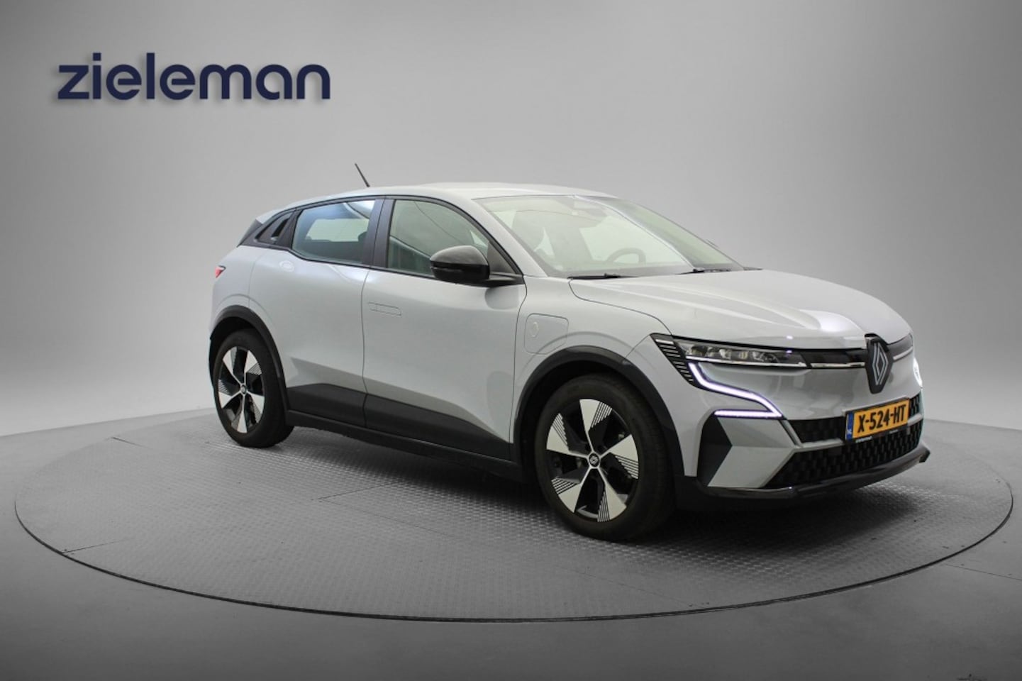 Renault Mégane E-Tech - EV40 Boost Charge Equilibre - Digitaal Cockpit, Carplay, Camera - AutoWereld.nl