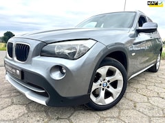 BMW X1 - 18i SDrive Executive NAP 5D NAVI SCHERM TREKHAAK AIRCO