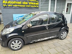 Citroën C1 - 1.0-12V Séduction 5 deurs airco black/white