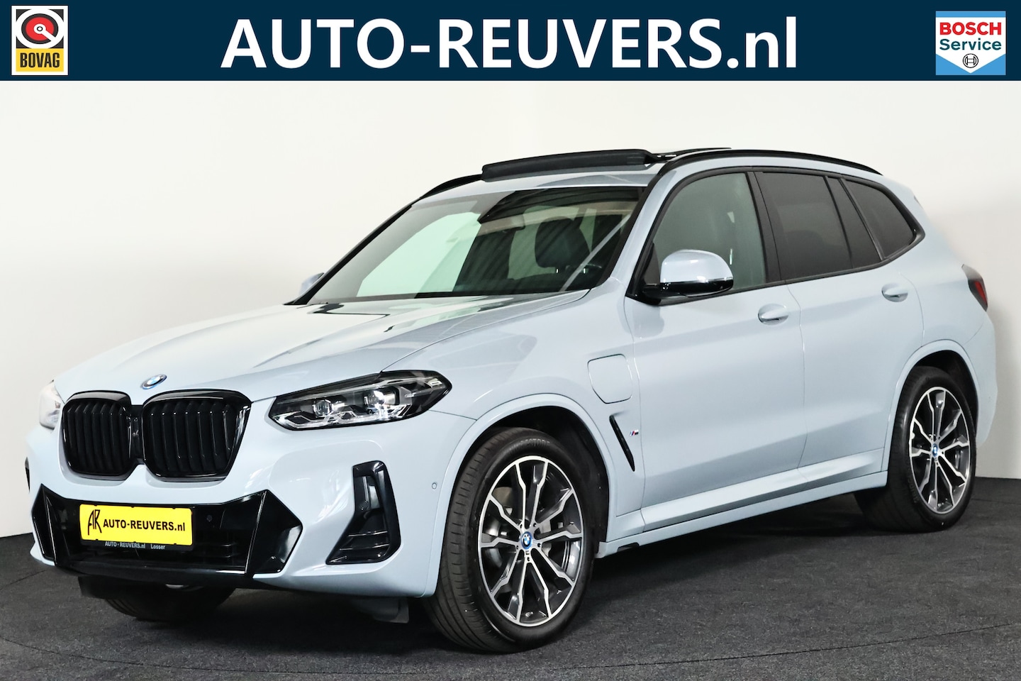 BMW X3 - xDrive30e M-Sport / Panorama / Leder / HUD / Trekhaak / ACC / 360 Camera - AutoWereld.nl