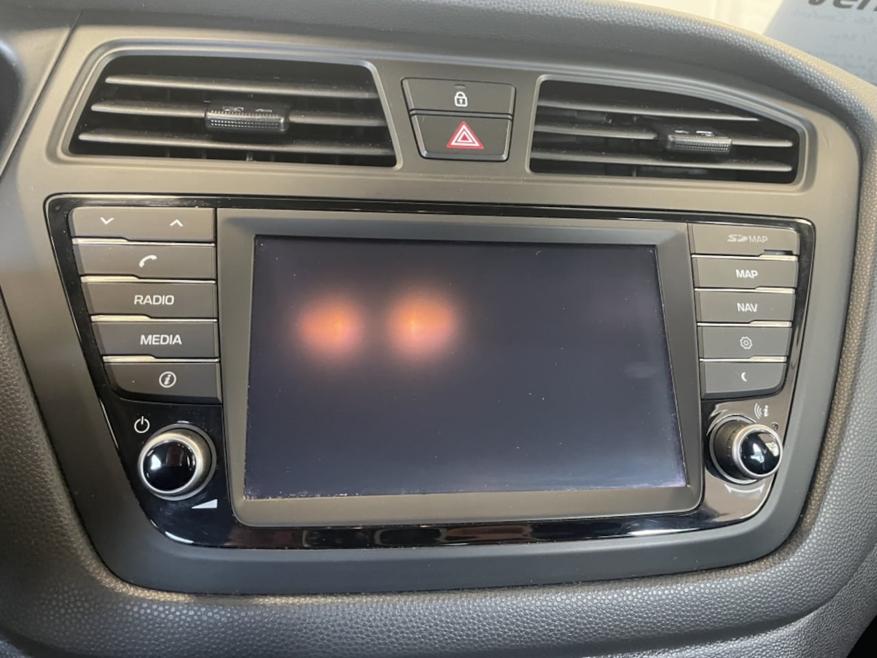 Hyundai i20 - 1.0 T-GDI Comfort + NAVI*RIJKLAARPRIJS*