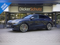 Audi Q8 - 60 TFSIe Competition Vierwielb. | Pano | Trekhaak | Massage