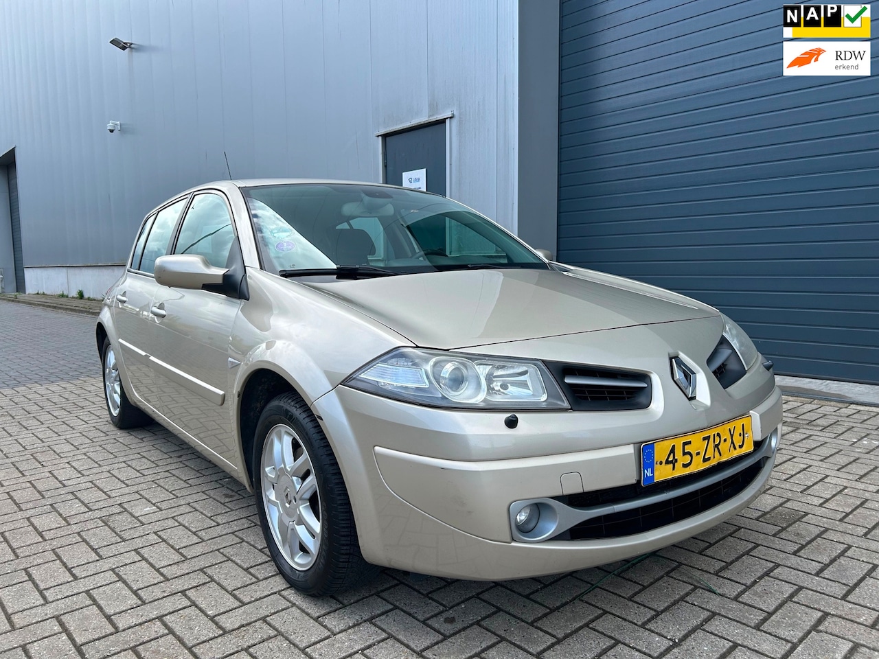 Renault Mégane - 1.6i 16V Tech Line AUT CLIMA LPG-G3 1EIG - AutoWereld.nl