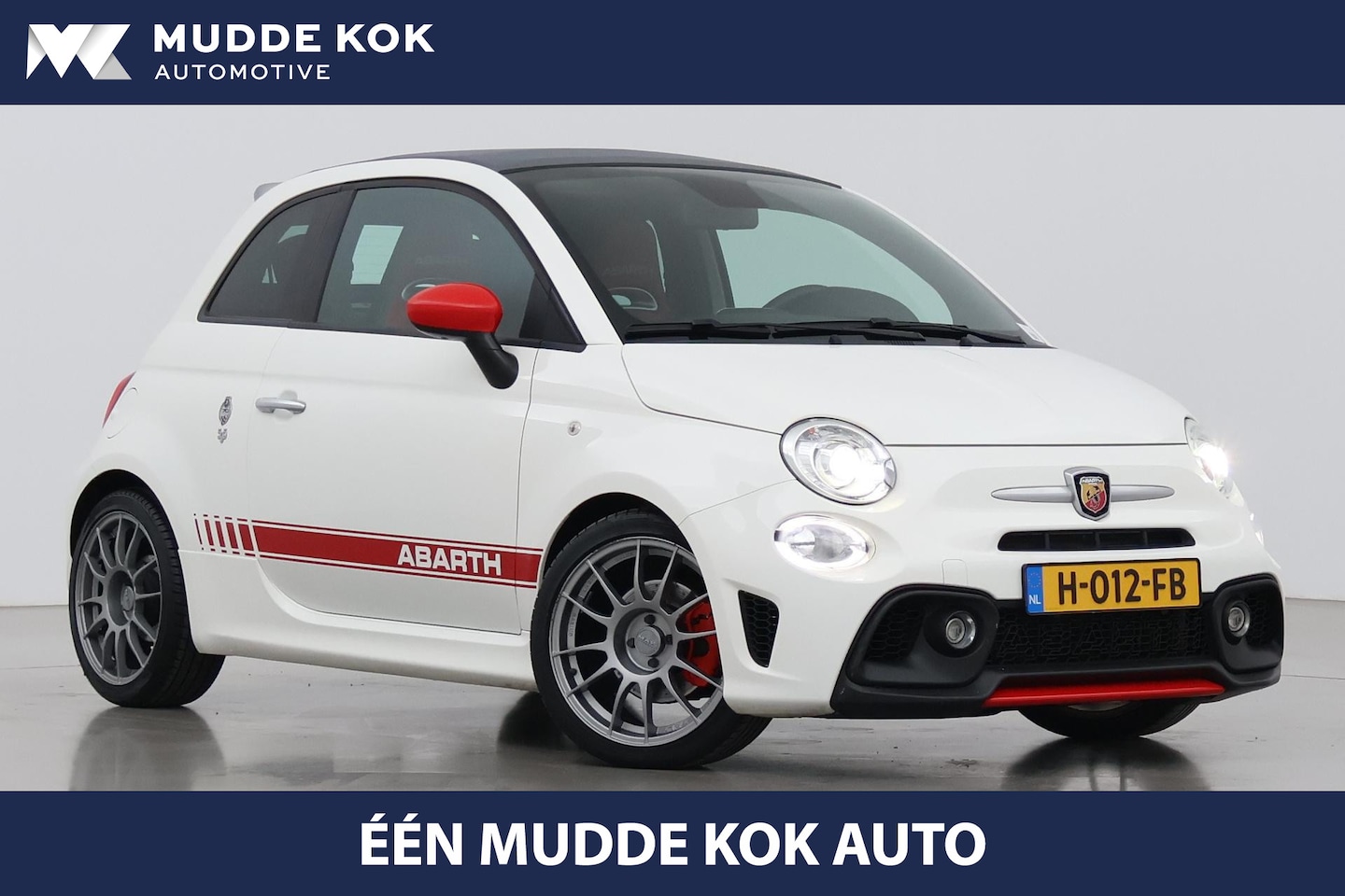 Abarth 500 - 1.4 T-Jet Abarth Turismo 70th Anniversary | Automaat | Vol-Leder | 17 Inch | PDC | Xenon - AutoWereld.nl