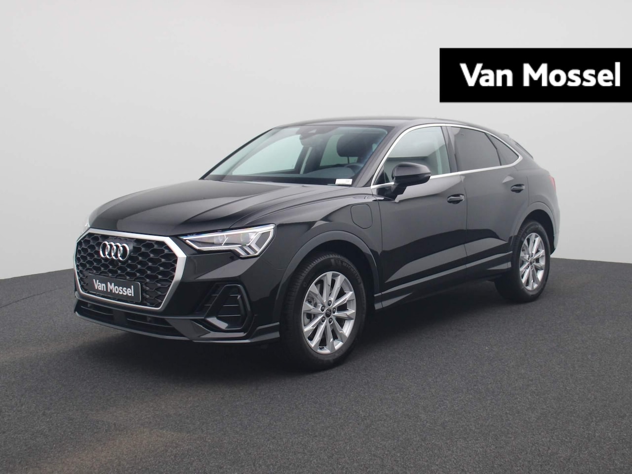 Audi Q3 Sportback - 45 TFSI e Edition | APPLE CARPLAY - ANDROID AUTO | LANE ASSIST | KEYLESS | ELEKTRISCH BEDI - AutoWereld.nl