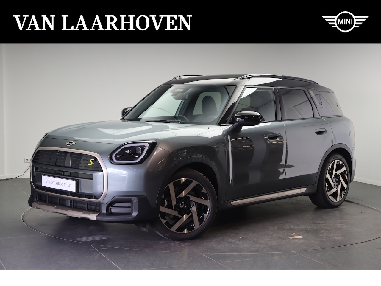 MINI Countryman - SE ALL4 / Favoured / Pakket L / 19" Kaleido Spoke 2-tone - AutoWereld.nl