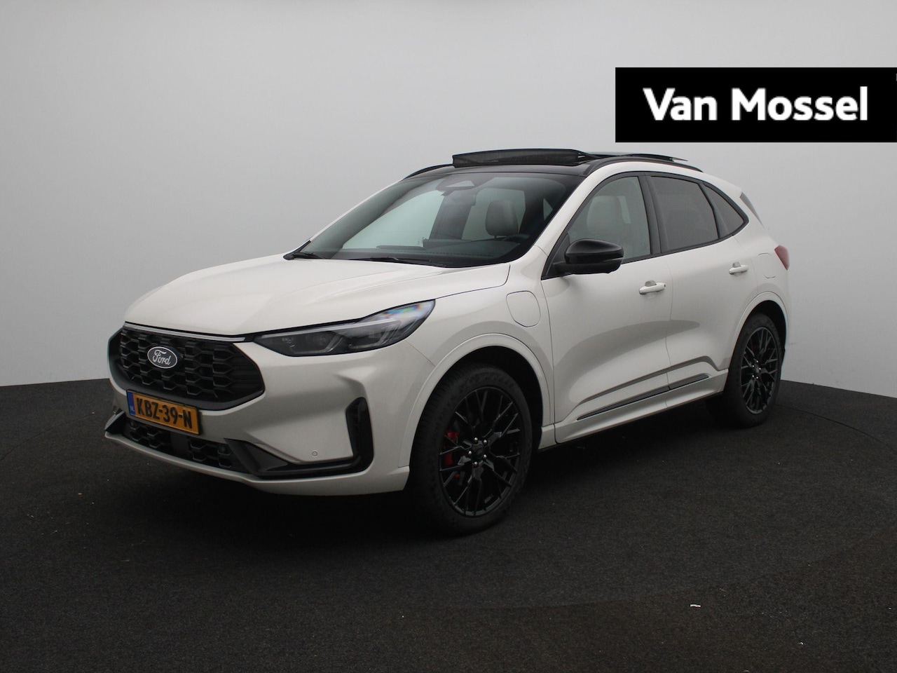 Ford Kuga - 2.5 PHEV Sound Edition Aut. | Panoramadak | Elek. Trekhaak | Winterpack | B&O Soundsystem - AutoWereld.nl